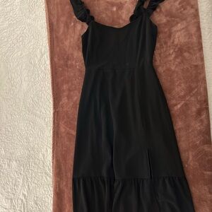 Black Sleeveless Dress